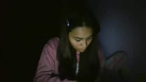 Pau online show from April 18, 5:43 am