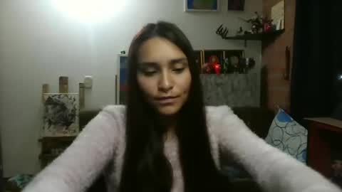 Pau online show from March 26, 5:53 am