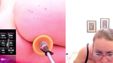 Paulina Davis  online show from March 8, 9:02 am