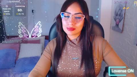 paulina online show from April 19, 6:10 pm