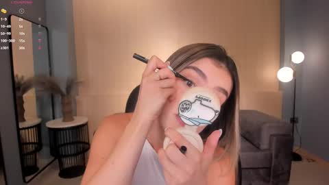 Paulina Santos  online show from March 12, 7:25 pm