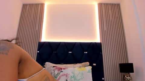 Pauline online show from October 29, 3:44 am