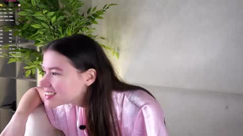 Beautiful Mila online show from April 17, 2:24 am