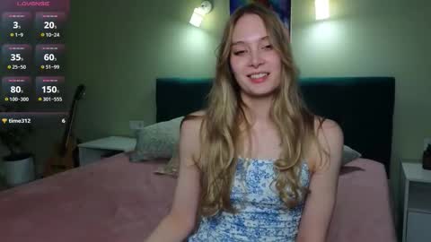 Lexy Peach online show from September 9, 7:35 pm