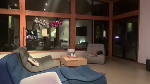 Effyyyyy online show from January 19, 5:26 am