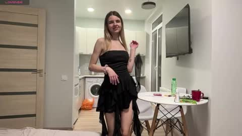 Peachy online show from May 19, 6:26 pm