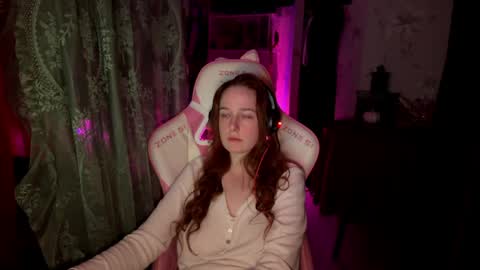 Adelina online show from April 13, 6:30 pm