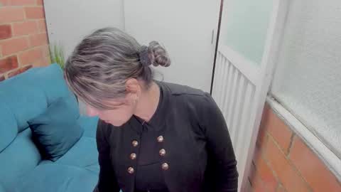 Penelope online show from January 17, 7:43 pm