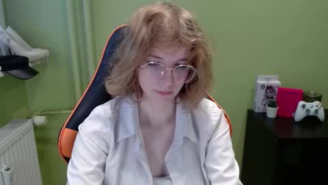 Penny online show from December 5, 8:25 am