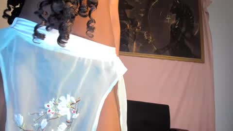   online show from February 12, 10:14 am