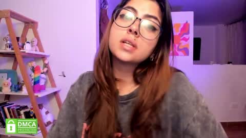 Sarah Ana Banana online show from April 3, 4:10 am