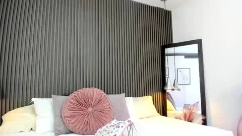 Lizza online show from September 23, 11:30 am