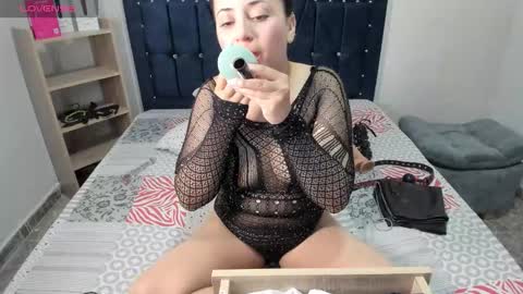 Kimberly online show from February 8, 11:29 pm