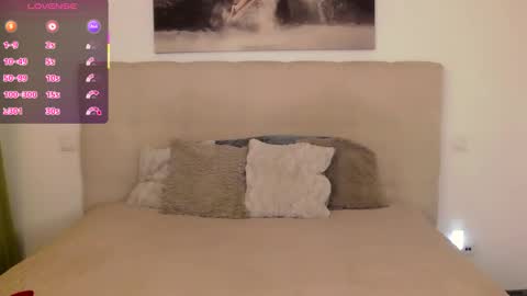 Peters Emily online show from October 8, 7:51 pm