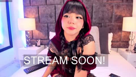 Im Rosse but u can call me Rossie or Rosita . online show from January 11, 10:18 pm