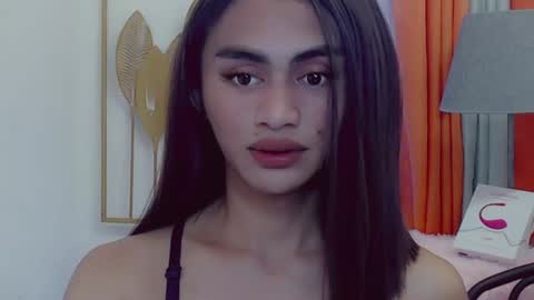 petite_barbie88 online show from June 15, 4:23 am