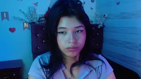 petite online show from November 14, 12:10 am