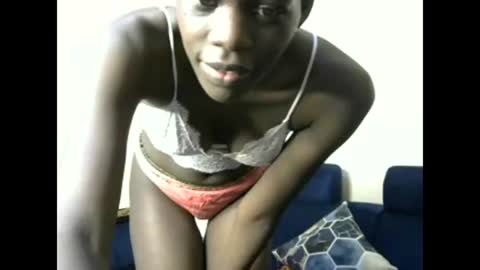 petite_lavi2 online show from March 12, 9:44 am