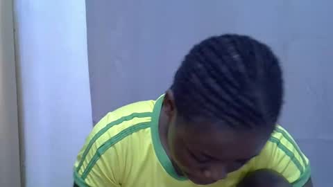 petite_melan online show from September 16, 11:18 am