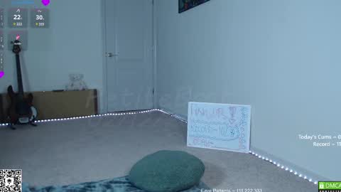 PiperAvery online show from February 12, 10:59 pm