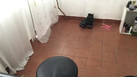 Mlian online show from April 7, 1:24 pm