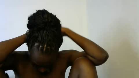 pettite_cora1 online show from October 12, 8:22 pm