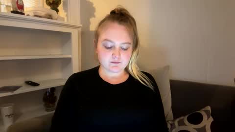 PhatAssBlond online show from February 8, 10:19 pm