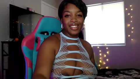 Destiny Adams online show from February 27, 12:43 am
