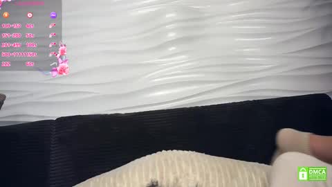 Hann G. Jones online show from November 7, 8:42 am