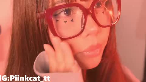 Emi online show from April 1, 5:52 am