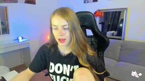 PiinkPandora online show from October 22, 10:04 pm