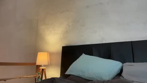 Trisha     online show from January 15, 12:04 pm