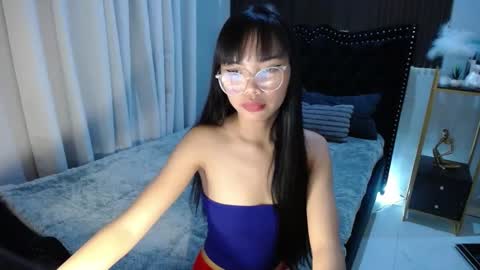 dee online show from March 3, 12:53 pm