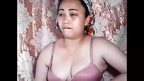 pinayexoticbeauty21 online show from October 26, 8:10 am