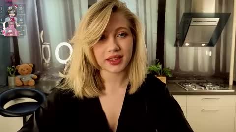 Adele online show from February 7, 10:08 am