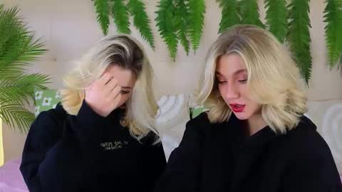 Adele online show from October 17, 9:23 am