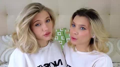 Adele online show from November 21, 8:27 am