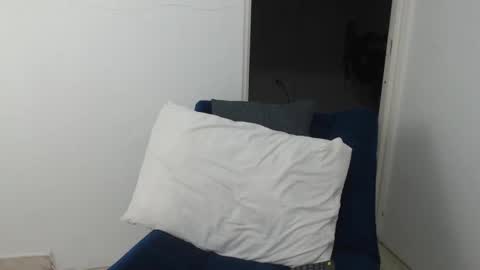 - online show from October 25, 10:49 pm