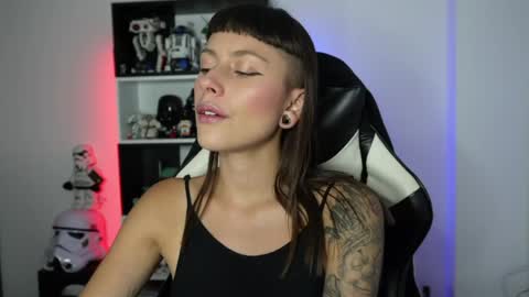 Emily online show from March 27, 12:12 am