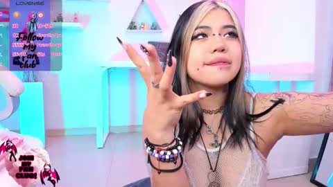 PINKK online show from October 22, 2:22 pm