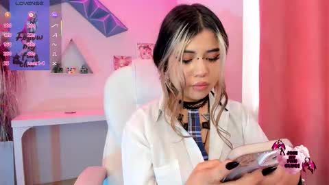 PINKK online show from January 16, 2:24 pm