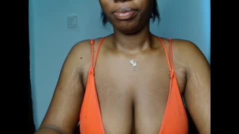 pinkxsugar online show from October 18, 10:29 am