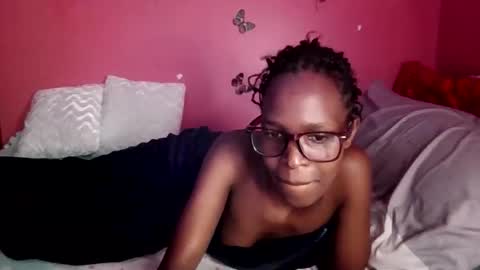 pinky_cockoo online show from May 30, 3:59 am