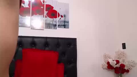 pinky_f00x online show from September 24, 12:53 am