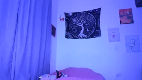 pinky_promiseex online show from September 19, 1:15 am