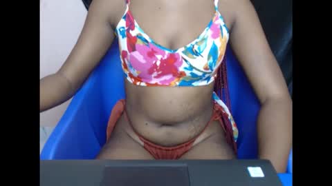 pinkyxxpussy online show from September 17, 11:41 am