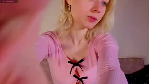 pis_sos online show from June 6, 6:36 pm