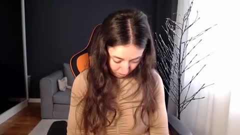 piscesgirl06 online show from March 31, 5:51 am