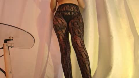 JUAN AND JULI online show from October 25, 10:16 pm