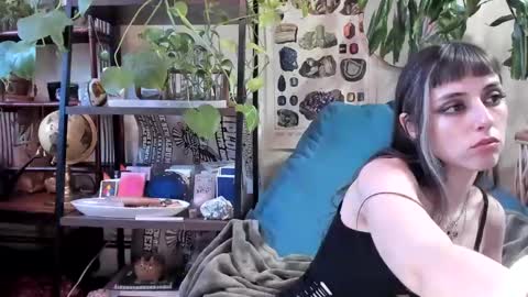 Goddess Pluto online show from March 1, 7:37 pm